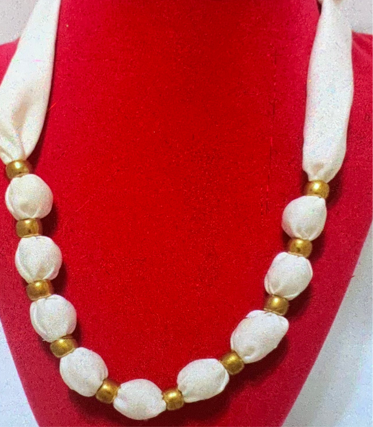 Vintage White Cloth Necklace