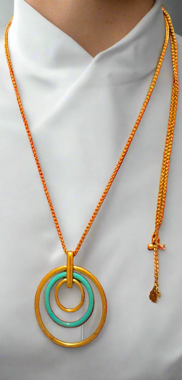 Lucky Brand Turquoise & Gold Tone Triple Ring Pendant Necklace