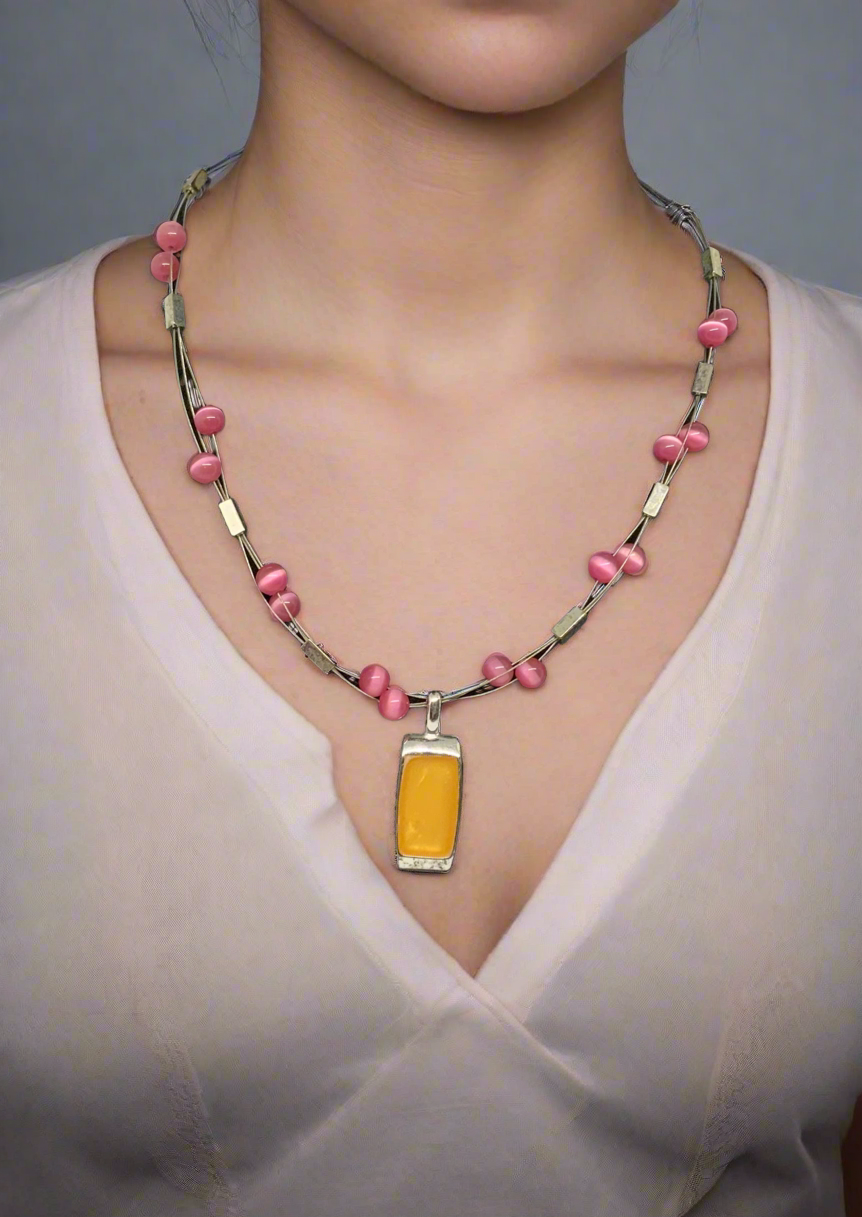 Beautiful Silver Tone Necklace w/ Rose Beads & a Yellow Stone Pendant