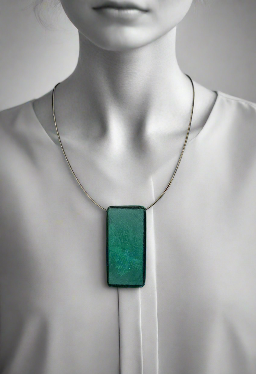 Beautiful Silver Chain w/ Amazonite Pendant