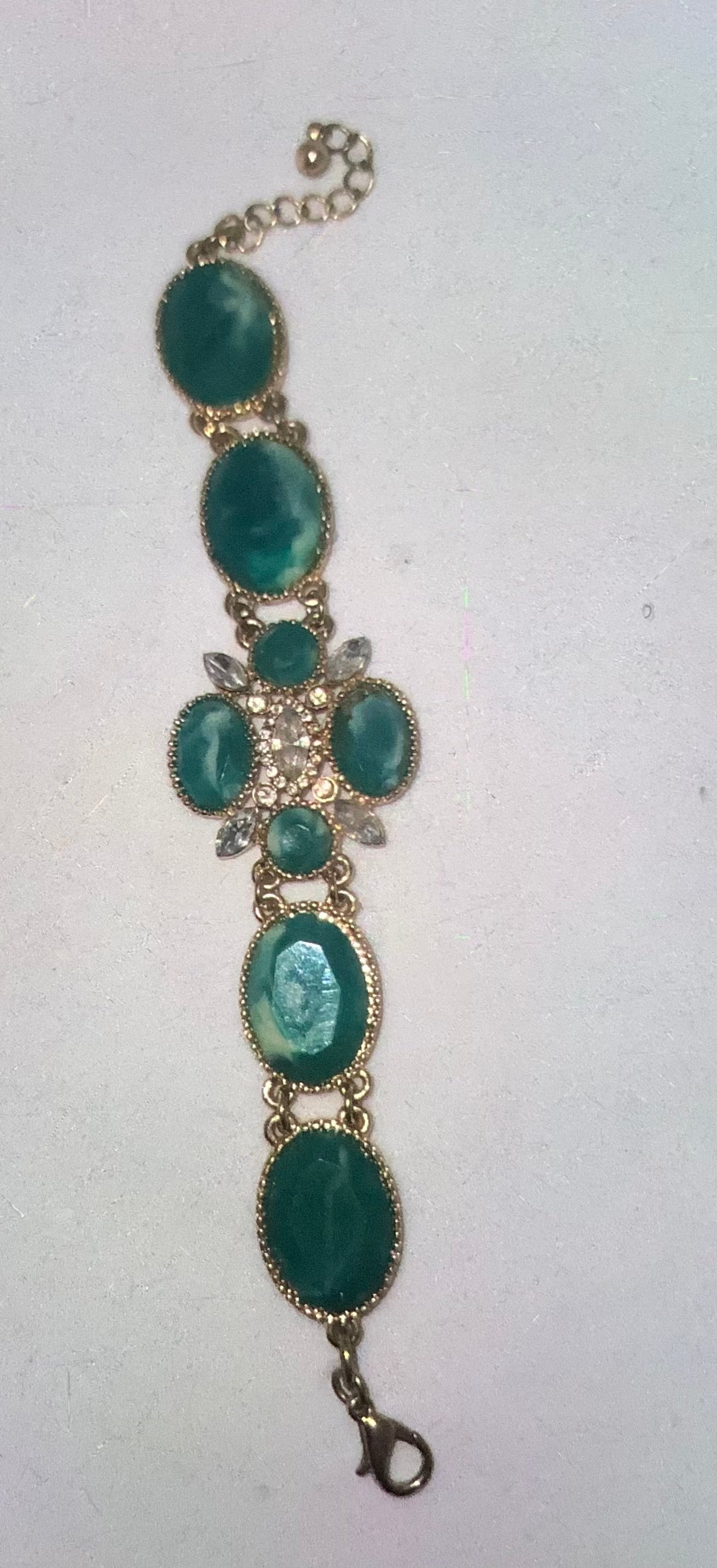 Beautiful Silver Tone Faux Green Stone Bracelet